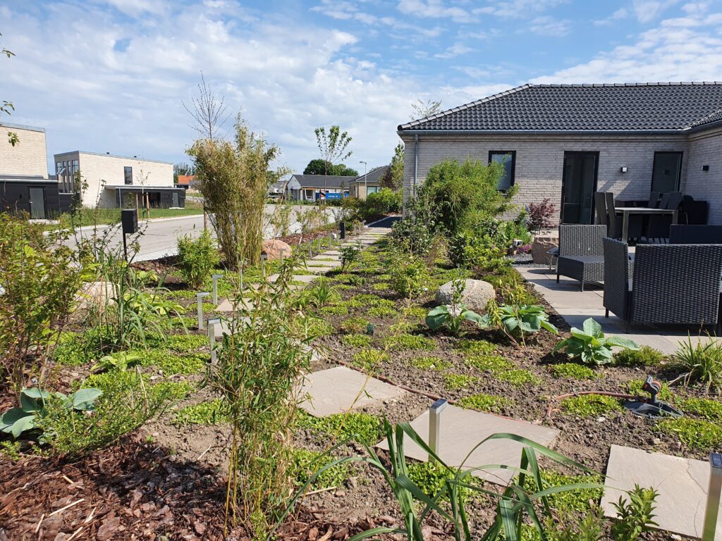 Skal vores havearkitekt hjælpe med et havedesign? Kontakt os for et uforpligtende tilbud